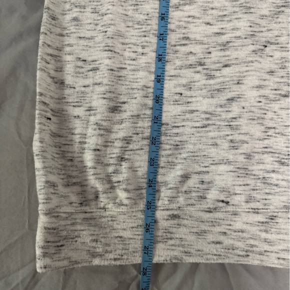 Buffalo David Bitton Heathered Gray Top size large casual comfortable soft - Picture 6 of 6